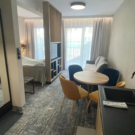 Apartment Zloty Horyzont 1 *